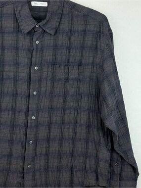 ZARA Men's Dark Charcoal Gray Textured Shirt
Size  L